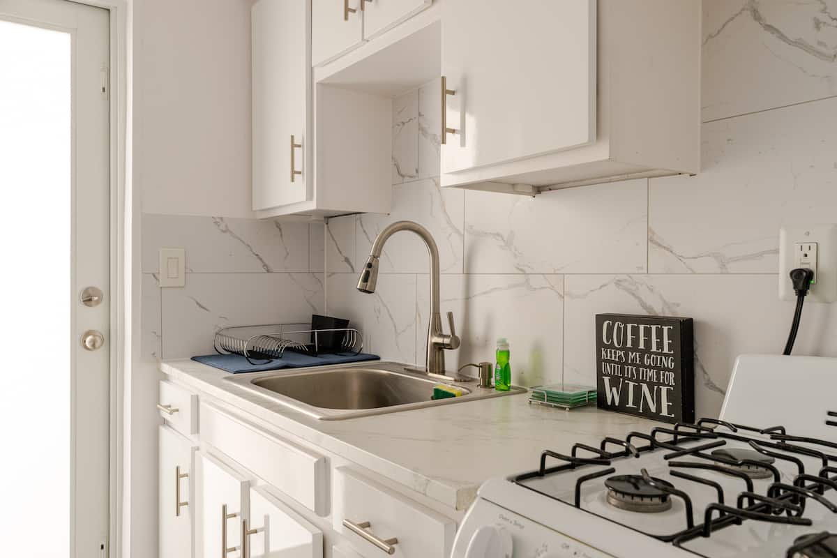 Studio apartment 10 photo 8
