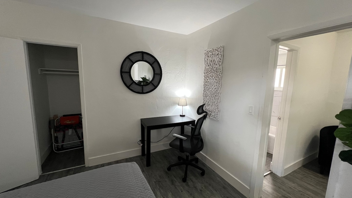 North Beach Studio 7 photo 17